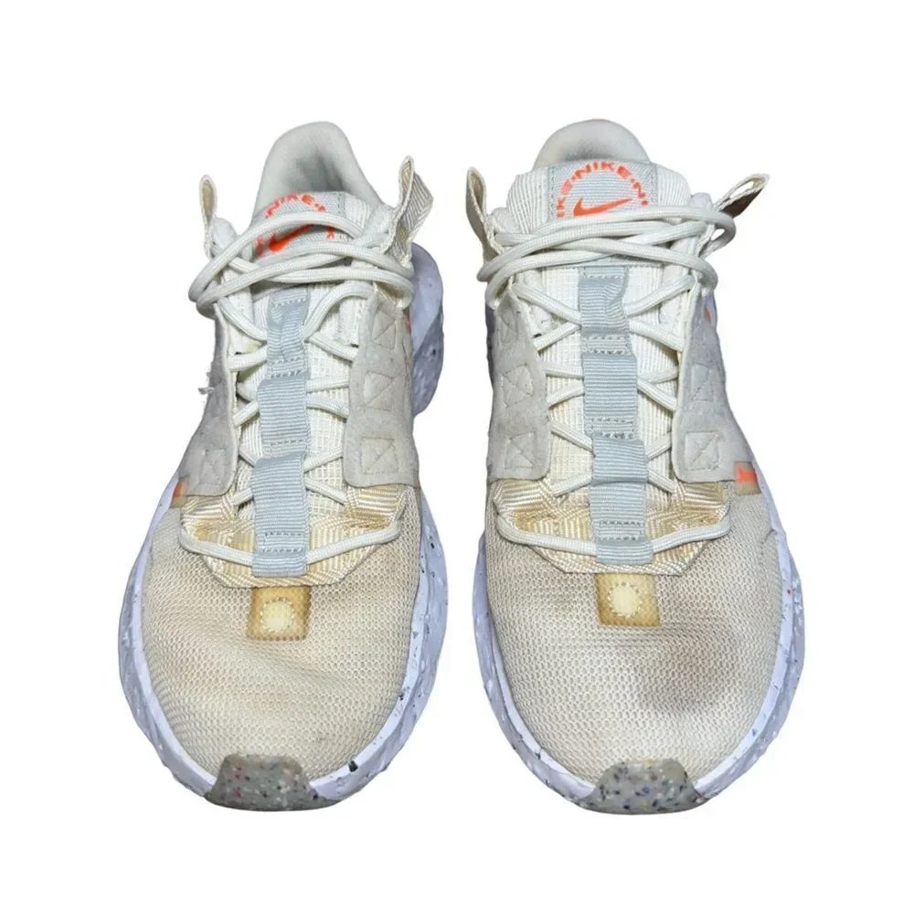 Women’s Nike waffle athletic shoes size 6.5 white